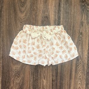 Rylee + Cru Cream and Tan Leaf Print Kids Shorts